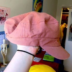 S French hat / chapeau P